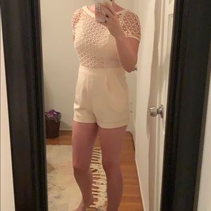 Romper with Pockets! Size Small